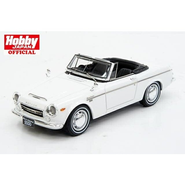 1/43 ダットサン フェアレディ2000 SR311 ホワイト 完成品ミニカー PM4316W