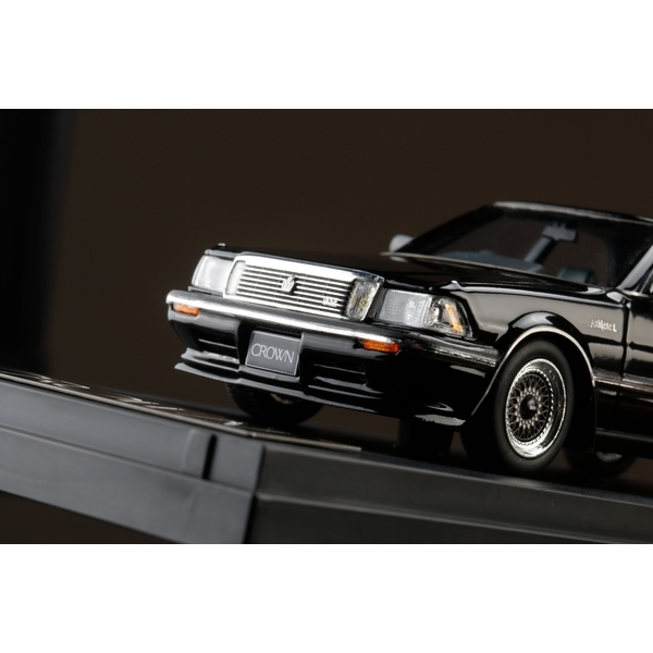 中古品 1/43 トヨタ クラウン アスリート ブラック Amazon | MARK43 1/43 トヨタ クラウン 3000 アスリート L