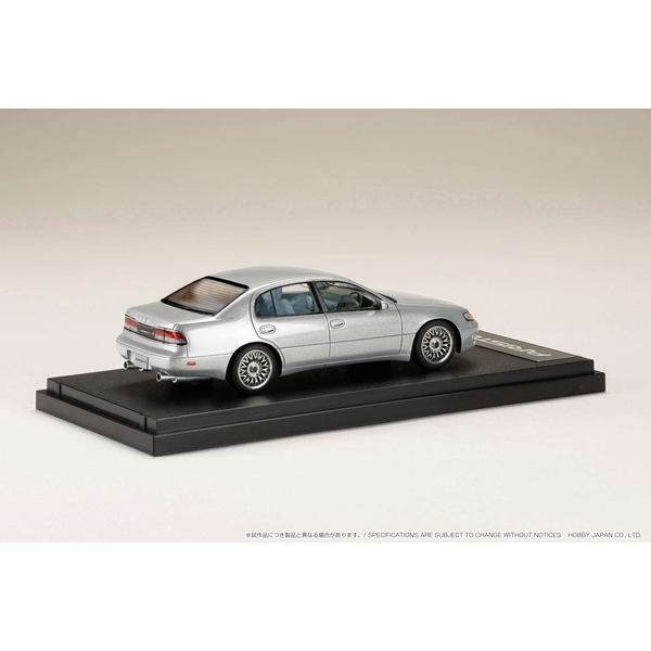 1/43 トヨタ アリスト 3.0V JZS147 カスタムバージョン シルバーメタリック