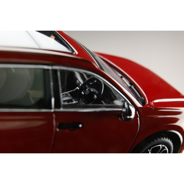 1/43 ホンダ CR-V e:HEV RS ブラックエディション ブレイジングレッド・パール