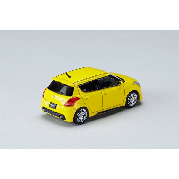 10月予約】1/64 スズキ スイフトスポーツ ZC32S 純正オプション装着車
