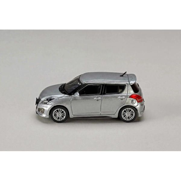10月予約】1/64 スズキ スイフトスポーツ ZC32S 純正オプション装着車