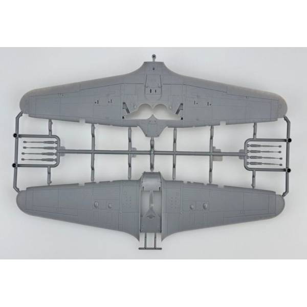 アルマホビー 1/48 ホーカー ハリケーン Mk.IIc Trop スケール