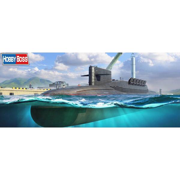 タコム 1/350 ホテル型原子力潜水艦 第658M号計画艦 スケールモデル