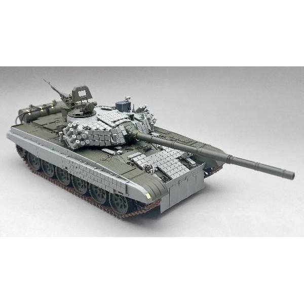 アミュージングホビー 1/35 ポーランド 主力戦車 PT-91 トファルディ
