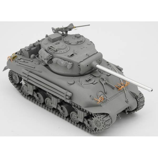 1/35ポーランド軍M4A1（76㎜）W戦車完成品 ボーダーモデル 1/35 M4A1シャーマン 76mm砲搭載型 スケール