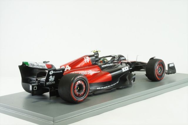 スパーク 1/18 アルファロメオ C43 No.24 アルファロメオF1