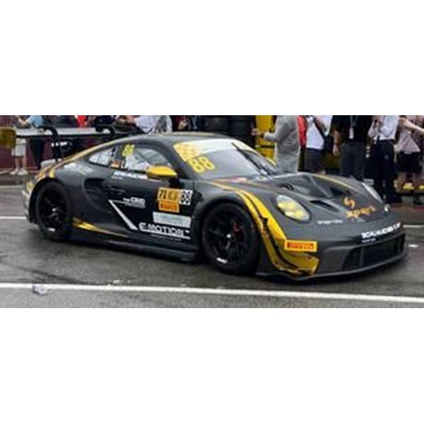 【11月予約】スパーク 1/43 ポルシェ 911 GT3 R 992 No.88 2024 FIA GT ワールドカップ マカオグランプリ L.Heinrich 完成品ミニカー SA299