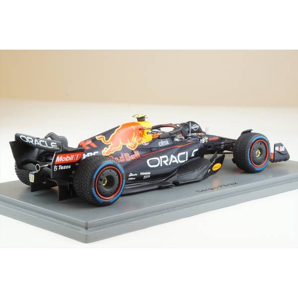 スパーク 1/43 レッドブル RB18 No.11 オラクル レッドブル