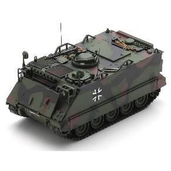 【9月予約】シュコー 1/35 Tank M113, German Army, camouflage 完成品モデル 35U00010