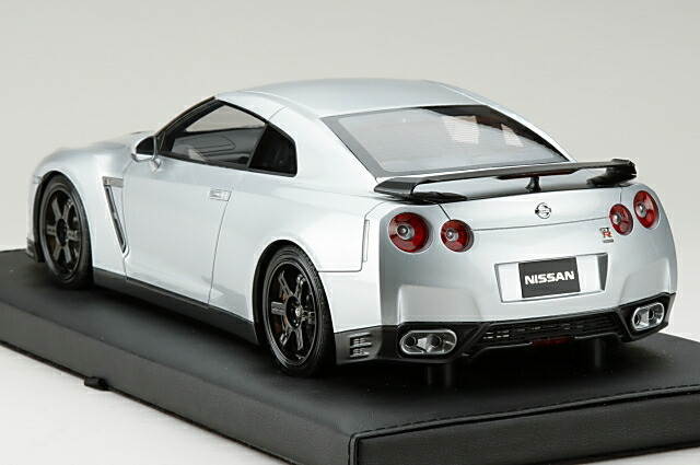 1/18 マーク MARK ニッサン GT-R(R35) エゴイスト 2013年式