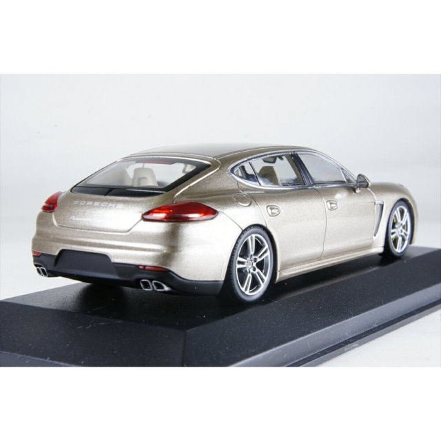 ポルシェパナメーラミニカー　期間限定値下げ ポルシェパナメーラミニカー 期間限定値下げ