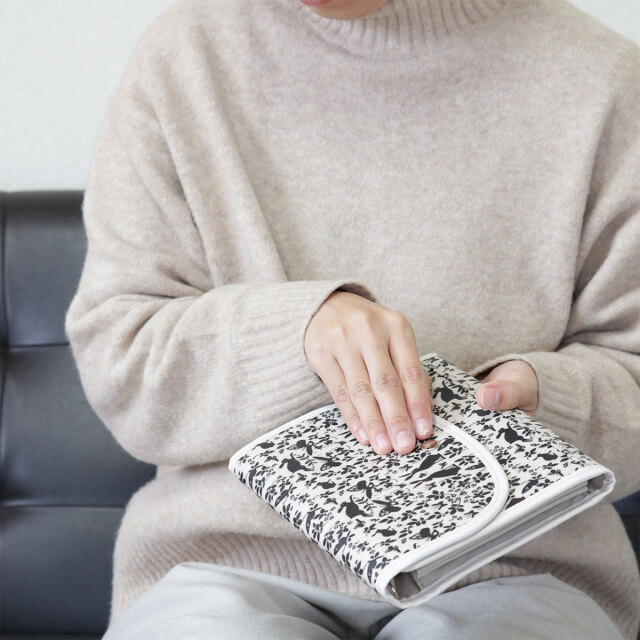 母子手帳ケース ジャバラ ラビットガーデン ブラック ボタン