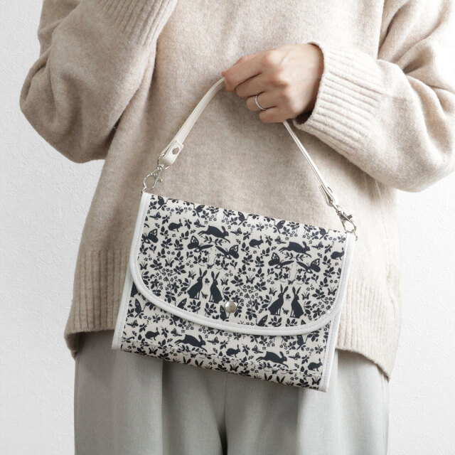 母子手帳ケース ジャバラ ラビットガーデン ブラック ハンドル