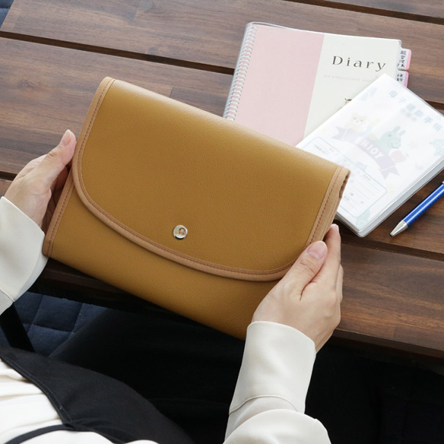 日本製】 大きい 母子手帳 も収納。ショルダーベルト ハンドル(各別売