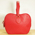 林檎のレザーバッグ：りんごハンドバッグ