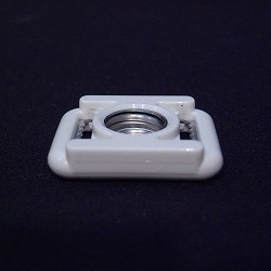 ハイブリッドバックル　ホワイト　チンストラップ用