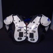 ショルダーパッド 