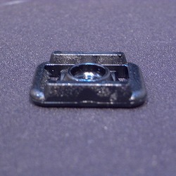 プラスティックバックル　ブラック　チンストラップ用