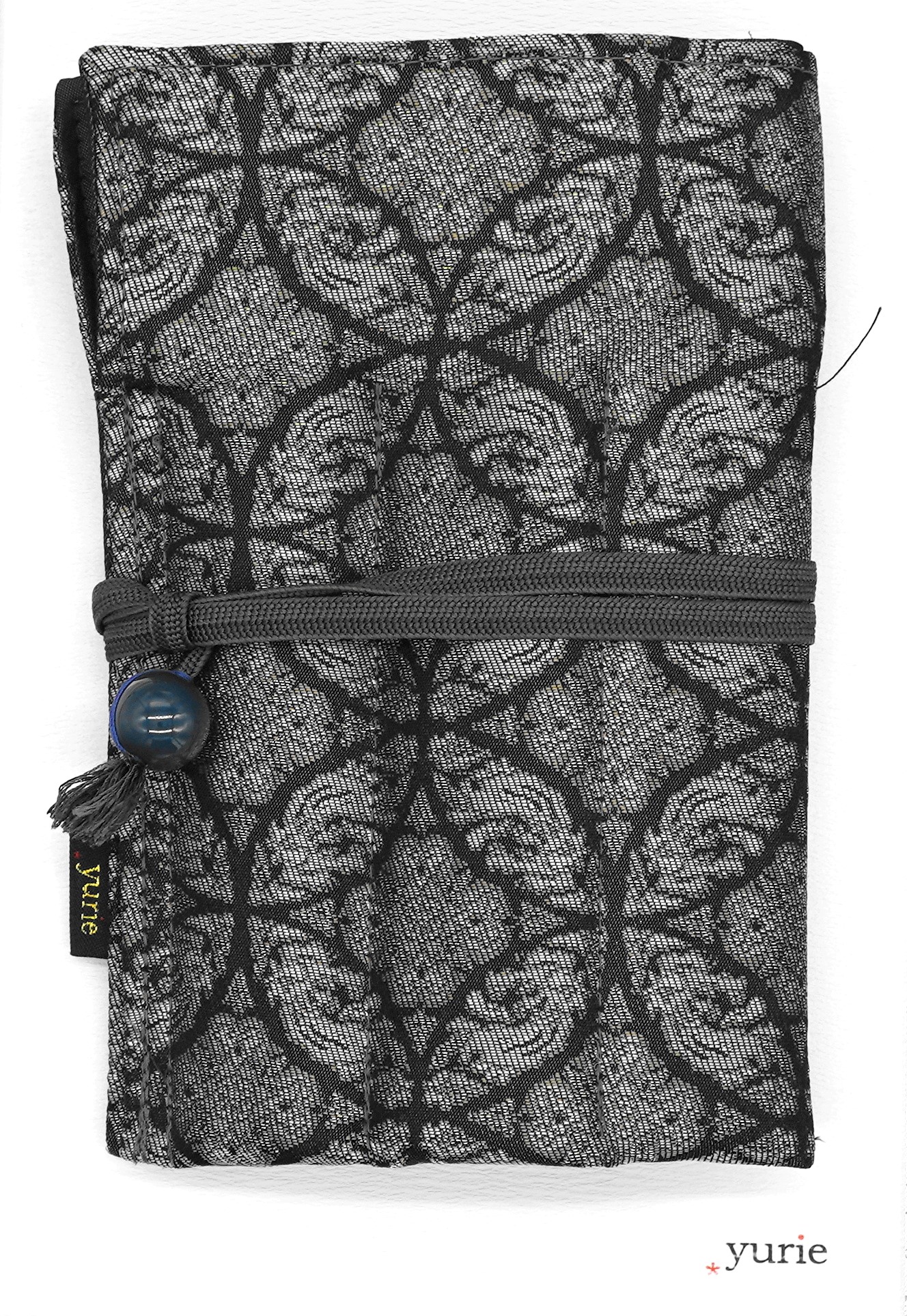 【1名限定当選品‼️】新田真剣佑 まっけん サイン入りペンケース 1名限定当選品‼️】新田真剣佑 まっけん サイン入りペンケース