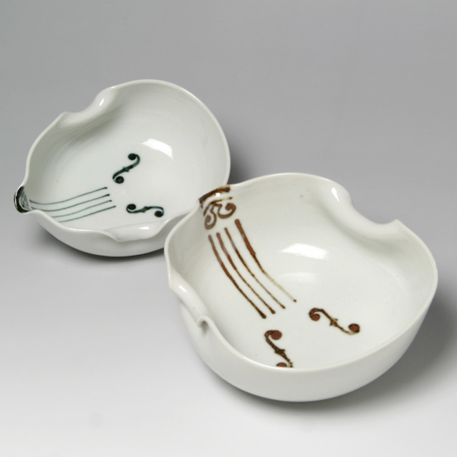 ヴィオラ 弦楽器 小鉢 食器 九谷焼 磁器 音楽雑貨 音楽グッズ 音楽ギフト