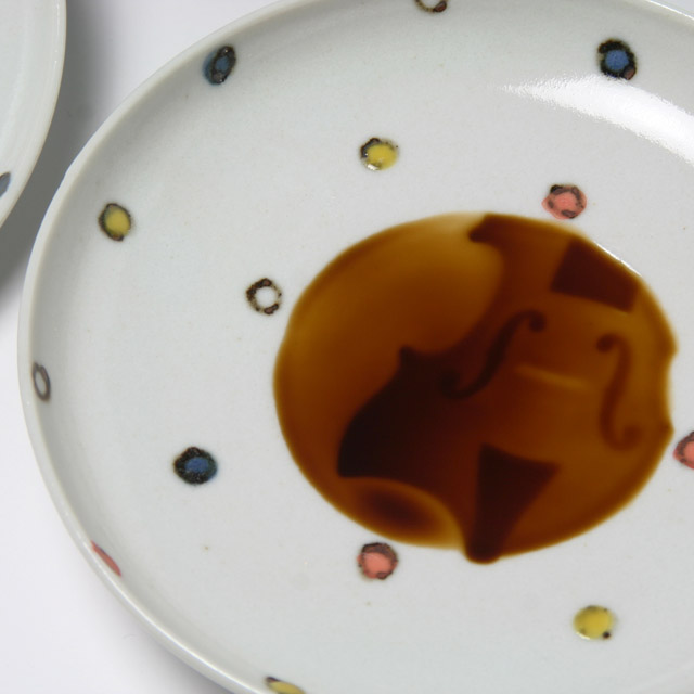 ヴァイオリン 弦楽器 小皿 食器 九谷焼 磁器 音楽雑貨 音楽グッズ 音楽ギフト