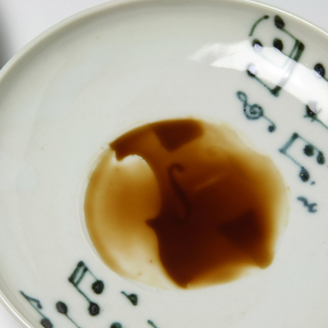 ヴァイオリン 弦楽器 小皿 食器 九谷焼 磁器 音楽雑貨 音楽グッズ 音楽ギフト