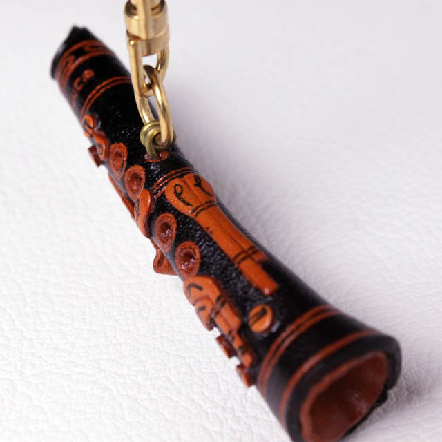 【2540】クラリネット 赤～ピンク系のお花封入 clarinetキーホルダー a6fce32ffa223c5b502e9734dafa9e
