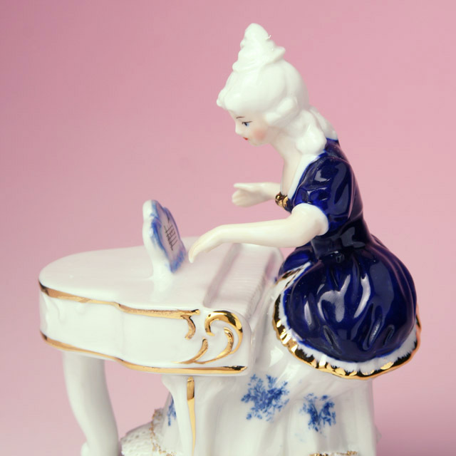 レース人形 ピアノ 鍵盤 piano pf 楽器のオルゴール 音楽雑貨 音楽ギフト 音楽グッズ