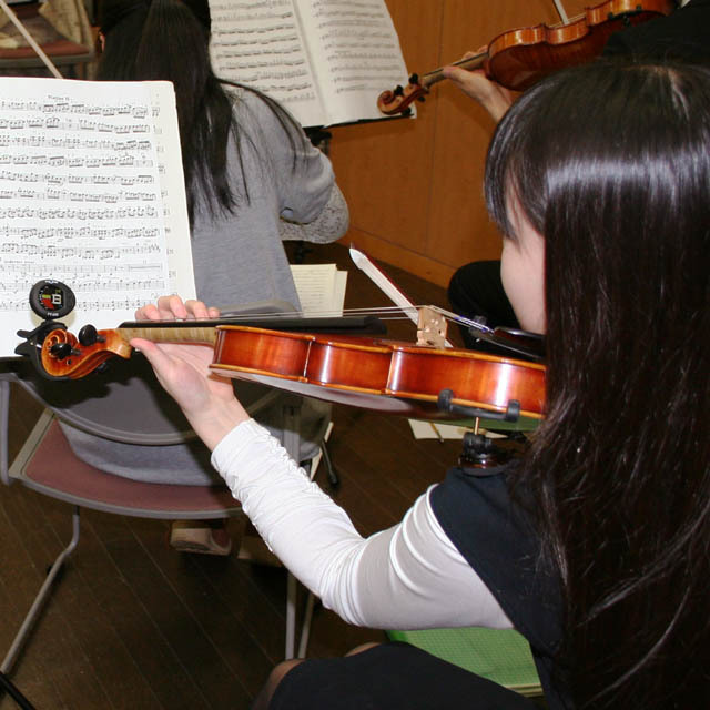 ヴァイオリン＆ヴィオラ専用 渦巻きクリップ チューナー 音楽雑貨