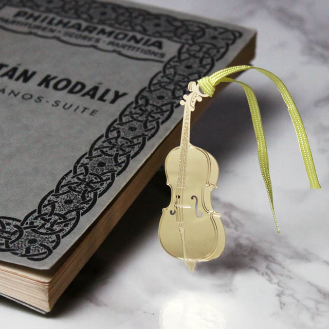 ユリウス・ベッキ チェロ 小作品集 純金メッキ栞 《チェロ》 833539 音楽雑貨・アクセサリー専門店