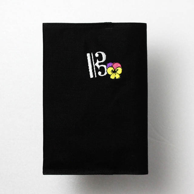 音部刺繍 ブックカバー ハ音記号 音楽雑貨