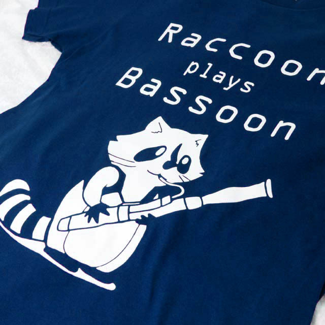 Raccoon plays Bassoon ファゴット バスーン 音楽雑貨 音楽グッズ