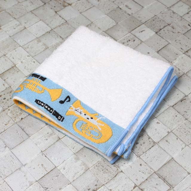 たたんでかわいい ヘム・ムジカ タオルハンカチ 《 管楽器とねこ