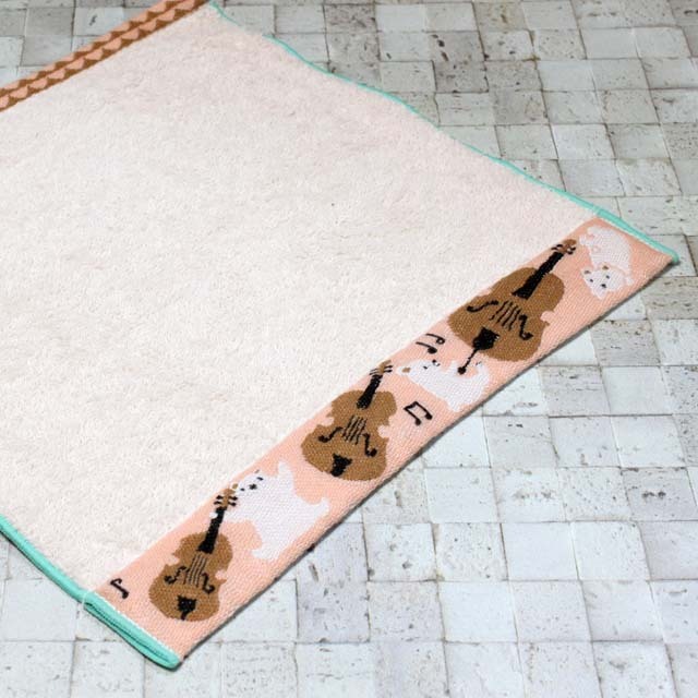 たたんでかわいい ヘム・ムジカ タオルハンカチ 《 弦楽器としろくま