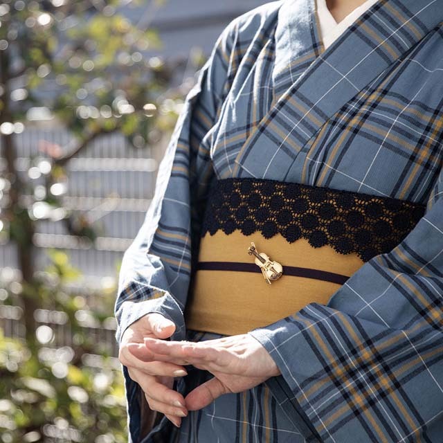 ヴァイオリン 帯留め 和装 音楽雑貨 音楽ギフト 音楽アクセサリー