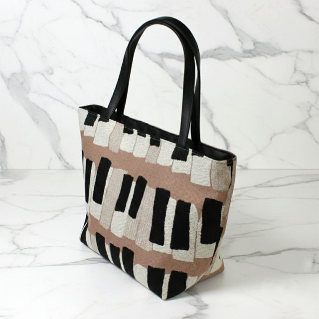 尾州織 ピアノ 鍵盤 トラペーズバッグ くすみピンク 音楽ギフト 音楽グッズ 音楽雑貨