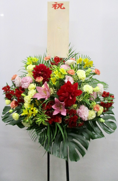 スタンド花　1.8万円コース（送料別・回収料込み）