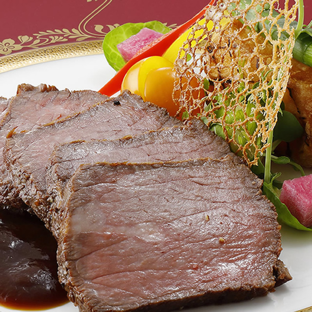 お中元 肉 内祝い お返し お肉 誕生日 お祝い 結婚祝い ホテルオークラ 神戸牛ローストビーフ 送料無料 熨斗対応可 夏ギフト