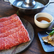 お中元 肉 内祝い お返し お肉 誕生日 お祝い 結婚祝い 雅楽 黒毛和牛しゃぶしゃぶ用モモ450g 送料無料 熨斗対応可 夏ギフト