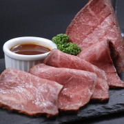 お中元 肉 内祝い お返し お肉 誕生日 お祝い 結婚祝い ホテルオークラ 黒毛和牛ローストビーフ 送料無料 熨斗対応可 夏ギフト