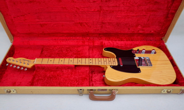 2001年 Fender Vintage Series Telecaste