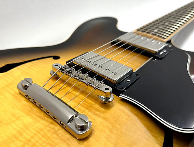 2006年 Gibson ES-335 Vintage Sunburst