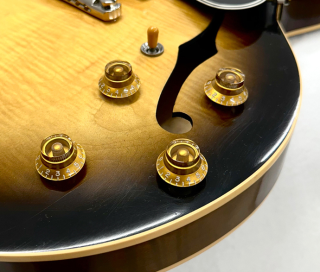 2006年 Gibson ES-335 Vintage Sunburst