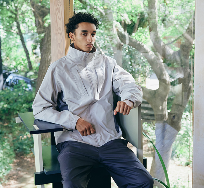 COMFORTABLE REASON コンフォータブル リーズン Stand Zip Stretch