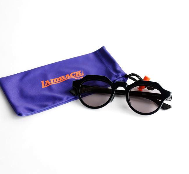 【新品未使用✨】NEW ニュー サングラス LB-5 C2 LAIDBACK by NEW. LB-5 眼鏡 スポーツサングラス
