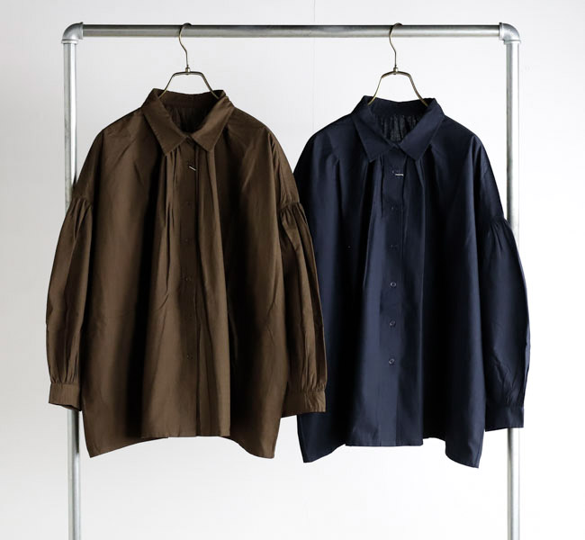 SOIL ソイル NSL26522 コットンポプリン レギュラーカラーギャザーシャツ 40s COTTON POPLIN PLAIN REGULAR COLLAR SHIRT WITH GATHER