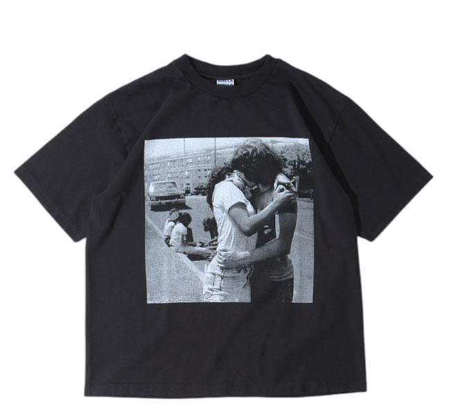 WALLA WALLA SPORT ワラワラスポーツ 040103 PRINTABLE TUBE TEE / JOSEPH SZABO “KISS” Tシャツ