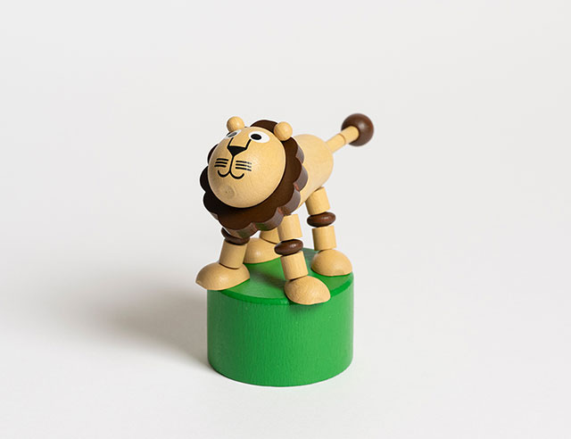 DETOA  Wooden プッシュトイ Push Up Toy Lion ライオン no.12487 木製玩具