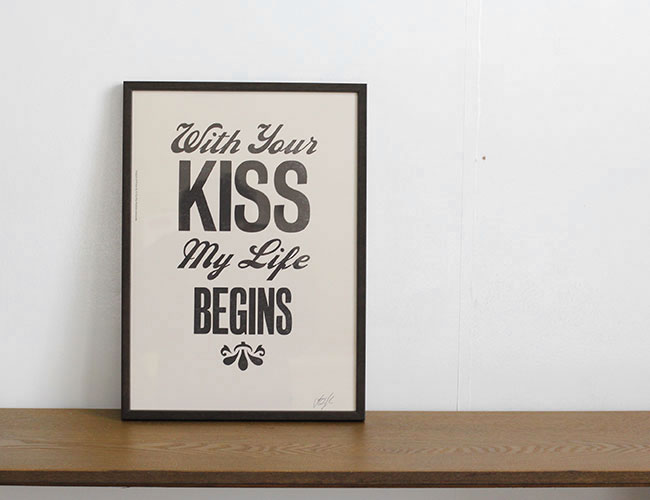 A TWO PIPE PROBLEM LETTERPRESS / WITH YOUR KISS MY LIFE  Lサイズ